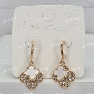 White and Gold Clover Hoop Earrings ER132